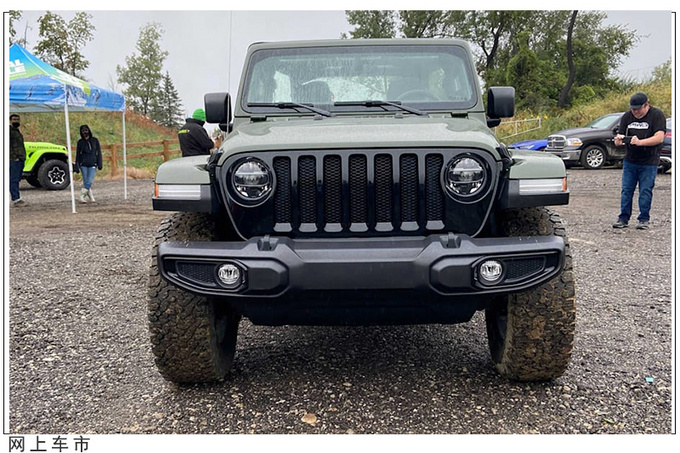 Jeep<a href=https://www.qzqcw.com/z/jipu/mumaren/ target=_blank class=infotextkey>牧马人</a>推全新套件搭35英寸轮胎避震升级-图2