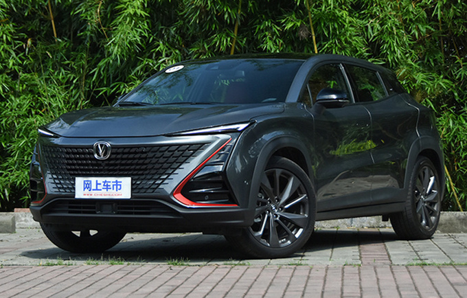 <a href=https://www.qzqcw.com/z/changan/ target=_blank class=infotextkey>长安</a>UNI首款轿车明年发布 比锐程CC级别更高-图2