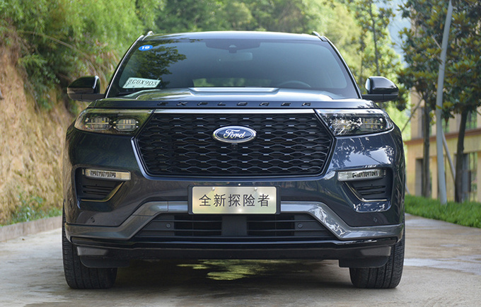 <a href=https://www.qzqcw.com/z/changan/ target=_blank class=infotextkey>长安</a><a href=https://www.qzqcw.com/z/fute/ target=_blank class=infotextkey>福特</a>探险者上市 比途昂还大 XX,XX万起售-图1