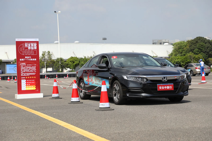 在驾校都学不到的安全驾驶理念 <a href=https://www.qzqcw.com/z/guangqi/ target=_blank class=infotextkey>广汽</a><a href=https://www.qzqcw.com/z/bentian/ target=_blank class=infotextkey><a href=https://www.qzqcw.com/z/bentian/ target=_blank class=infotextkey>本田</a></a>是怎样诠释的-图10