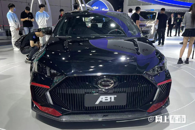 传祺影豹2.0T 改装联名版本首发 量产版PK<a href=https://www.qzqcw.com/z/changan/ target=_blank class=infotextkey>长安</a>UNI-V-图1