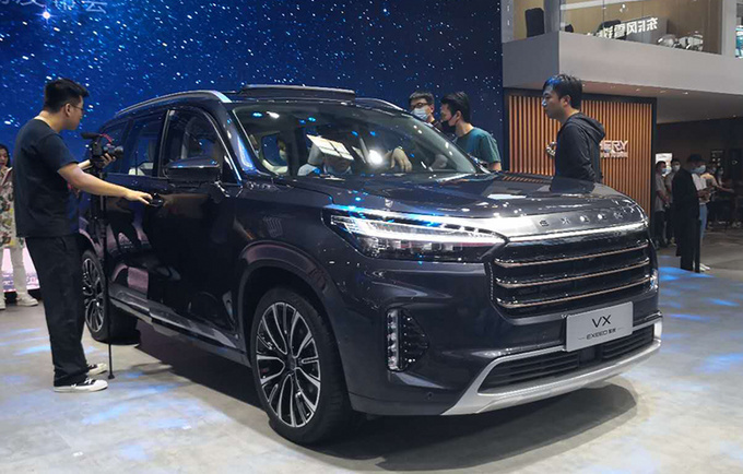 星途VX旗舰大SUV 2.0T预售19万起 动力超大众途昂