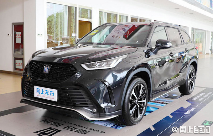 一汽丰田新旗舰SUV 皇冠陆放上市！ 27.58-35.08万元