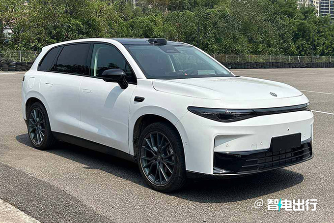 零跑中大型SUV C10纯电实拍配激光雷达+单电机-图1