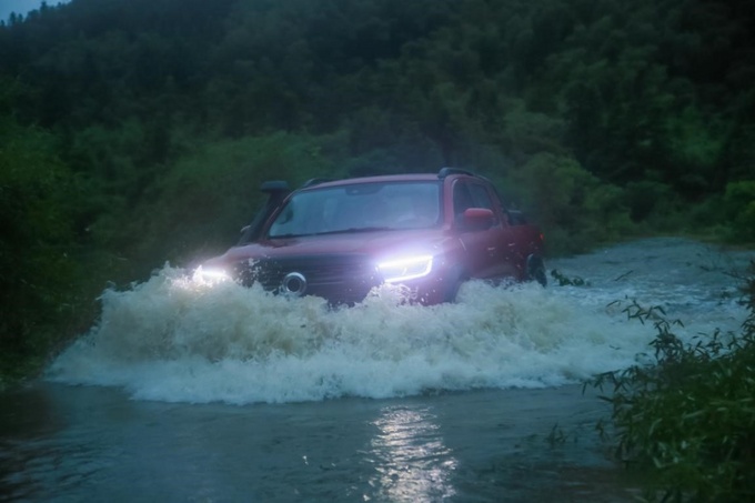 黄山洪水<a href=https://www.qzqcw.com/z/changcheng/ target=_blank class=infotextkey>长城</a>炮路亚国际锦标赛延期抗洪抢险<a href=https://www.qzqcw.com/z/changcheng/ target=_blank class=infotextkey>长城</a>炮在行动-图3